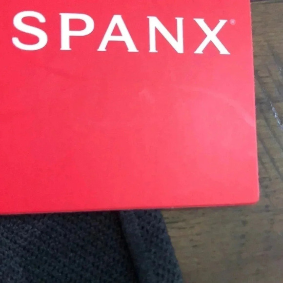 SPANX Lamn Bike Shorts black camo Sz Small 2-4 New with Tags - Picture 2 of 9